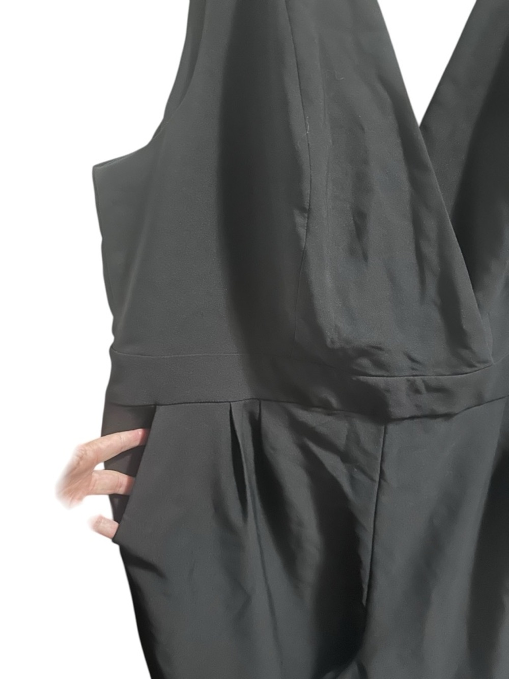 torrid Black Refined Crepe Surplice Sleevless Jumpsuit size 22 New - Picture 9 of 10